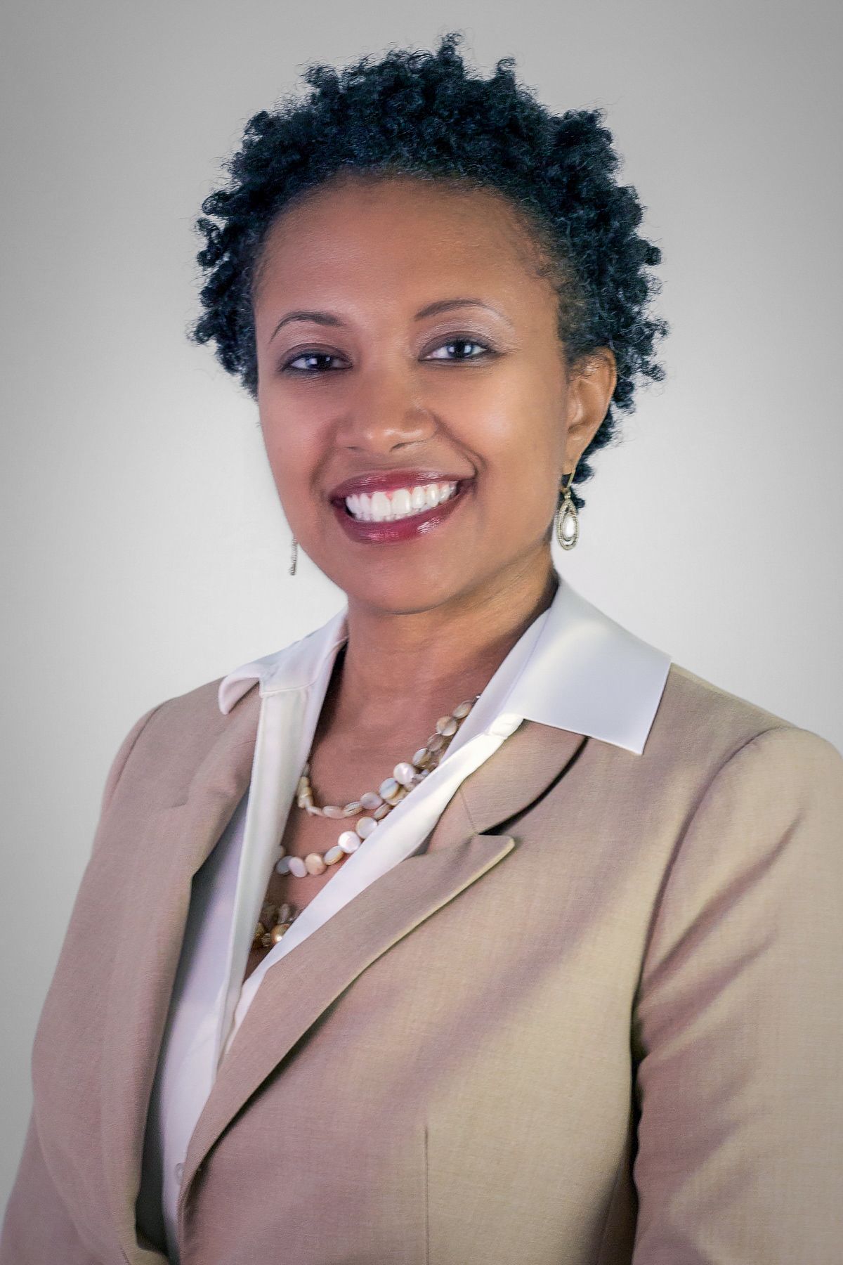 Portraits and headshots, image 9 of 27
