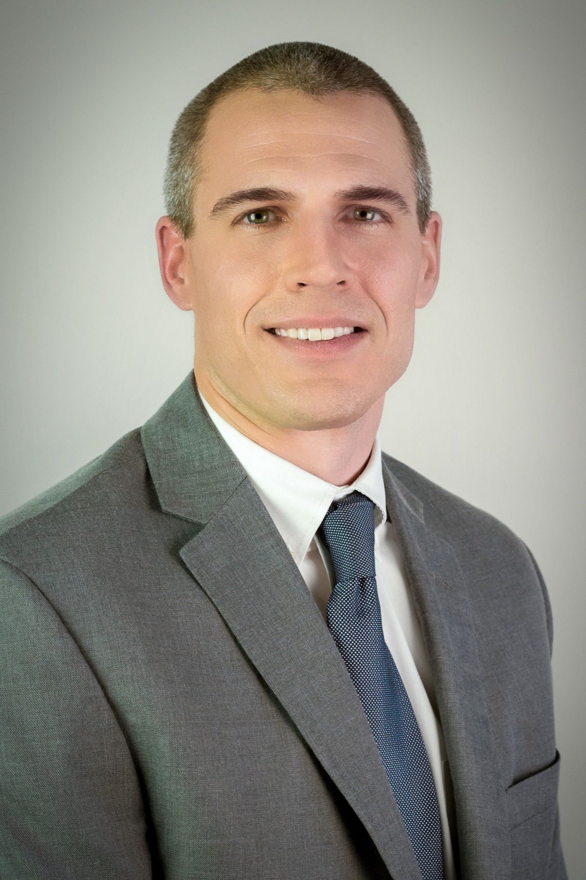Portraits and headshots, image 11 of 27
